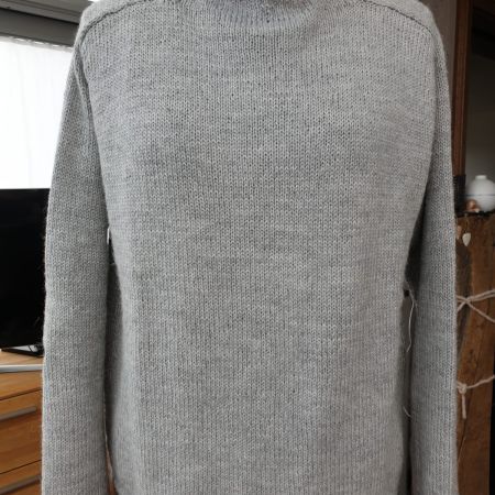pullover-grau.jpg